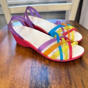 Crocs Huarache Mini Wedge Sandals Womens 8 Multi Rainbow Strappy Slingback